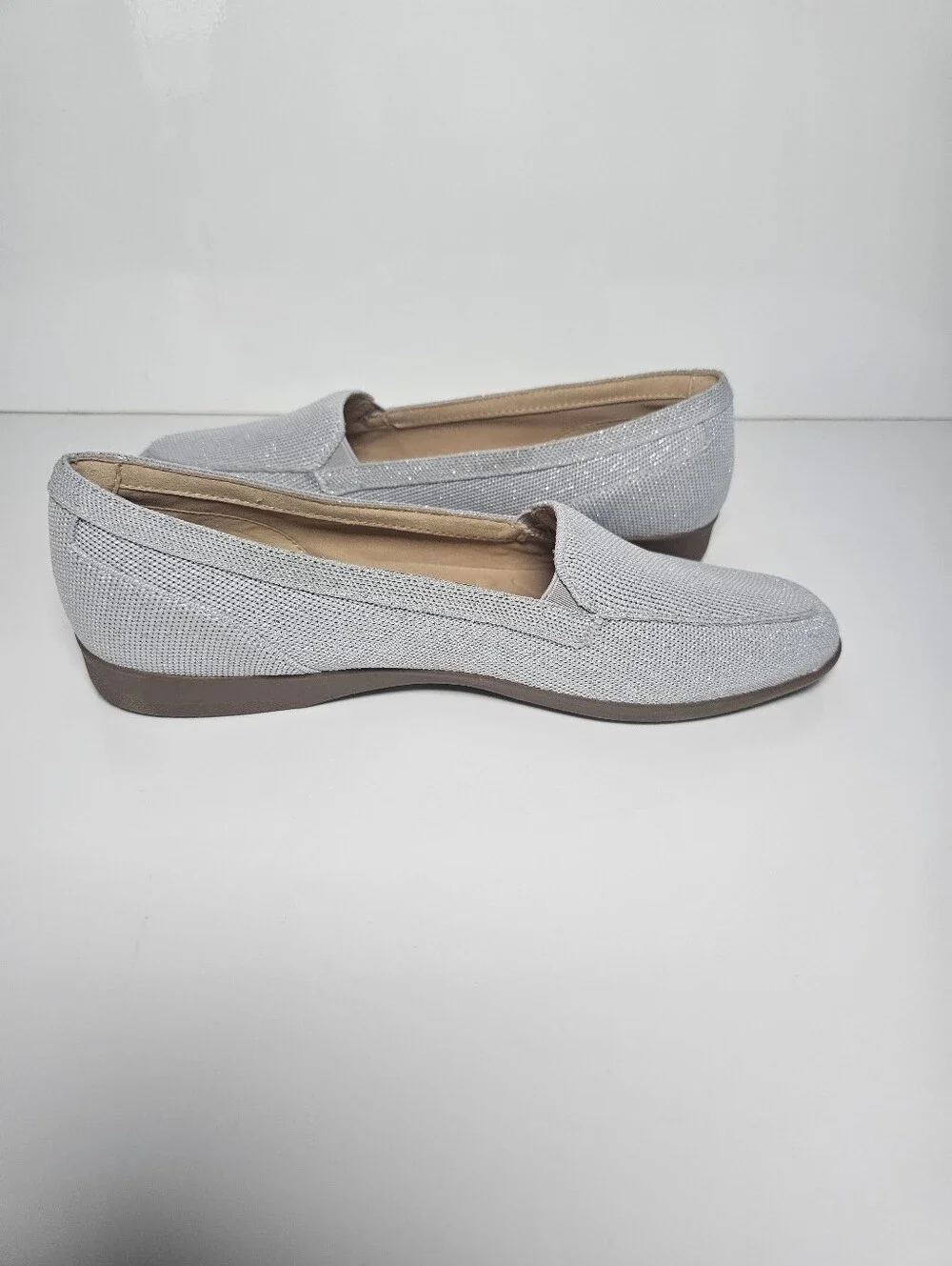 Easy Spirit Silver Gray Knit Comfort Loafers Women's Size 10 NWOB